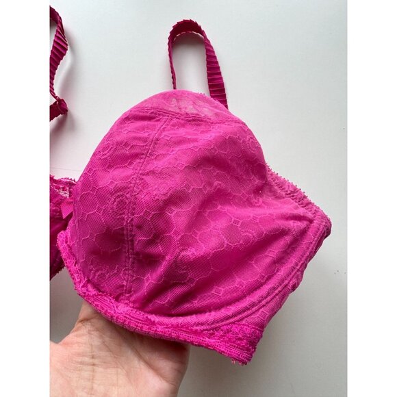 CHANTELLE Fuchsia Pink Embroidered Logo Lace 38Balconette Bra, Size 34DDD - Picture 3 of 12